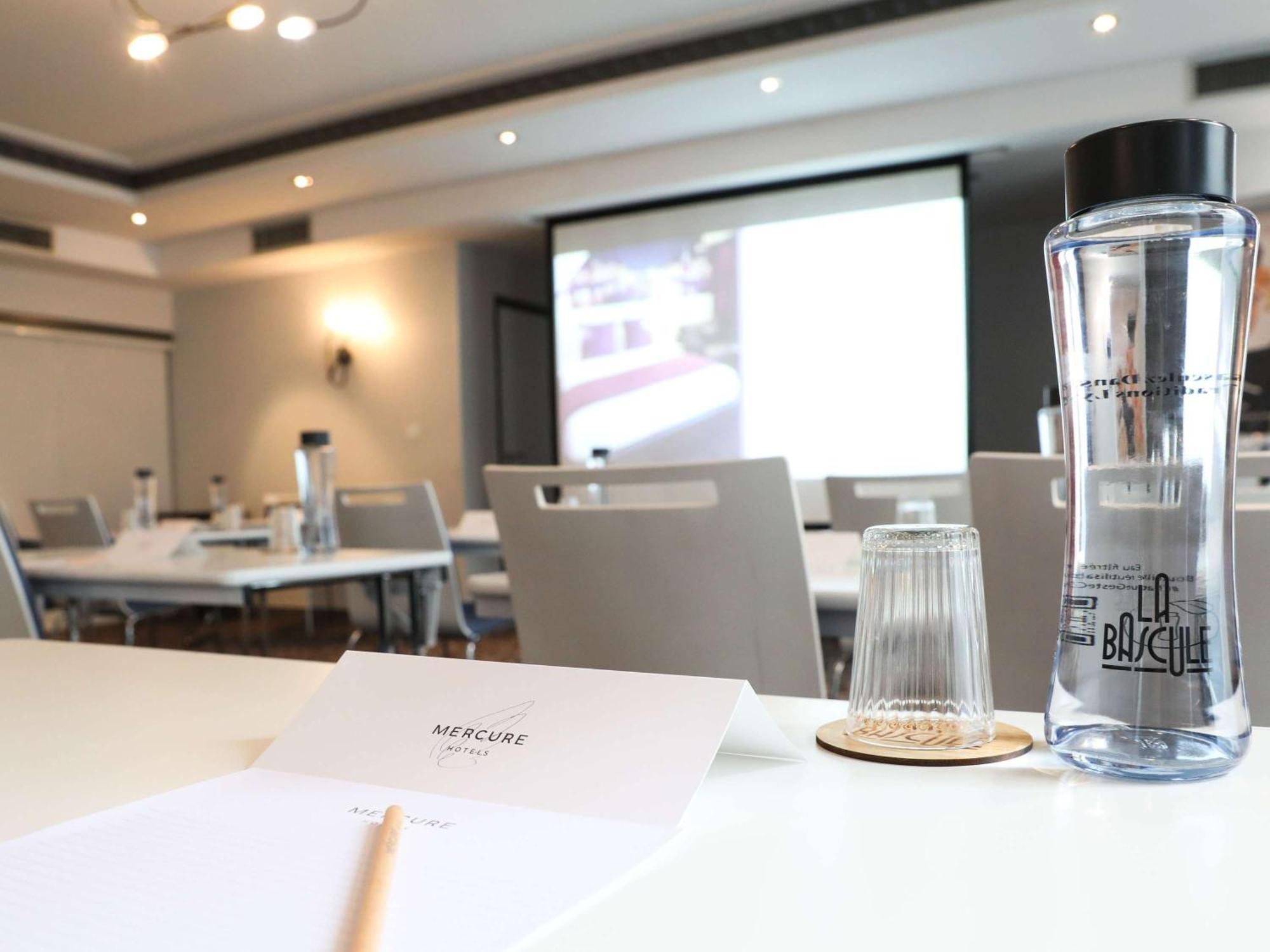Hôtel Mercure Lyon Centre Charpennes Villeurbanne Extérieur photo