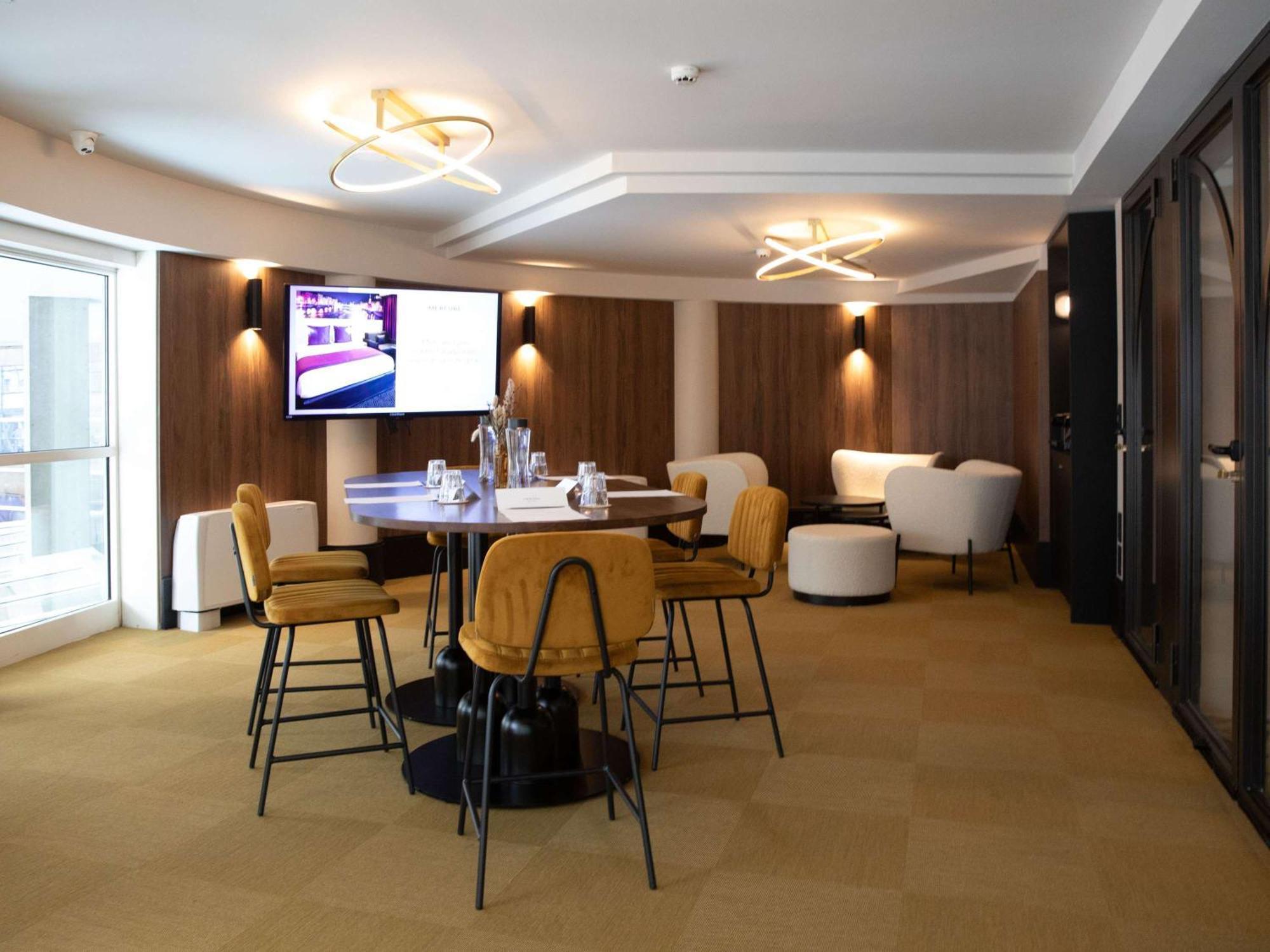 Hôtel Mercure Lyon Centre Charpennes Villeurbanne Extérieur photo