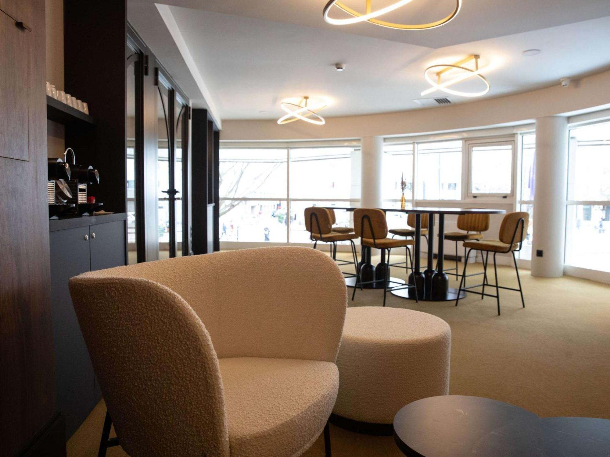 Hôtel Mercure Lyon Centre Charpennes Villeurbanne Extérieur photo